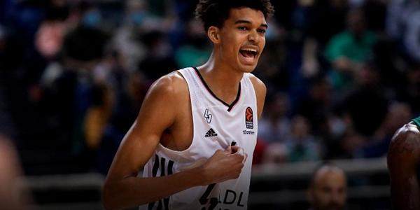 LOL世界赛直播-法甲季后赛都玩不明白！文班亚马是潜在水货状元？