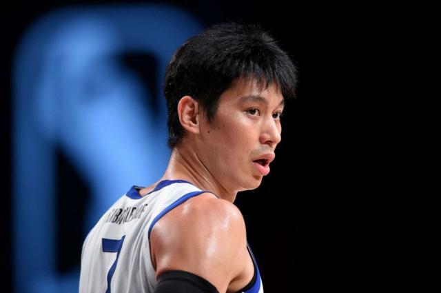 全程赛事-为亚裔群体发声抗议 林书豪始终没有停下脚步